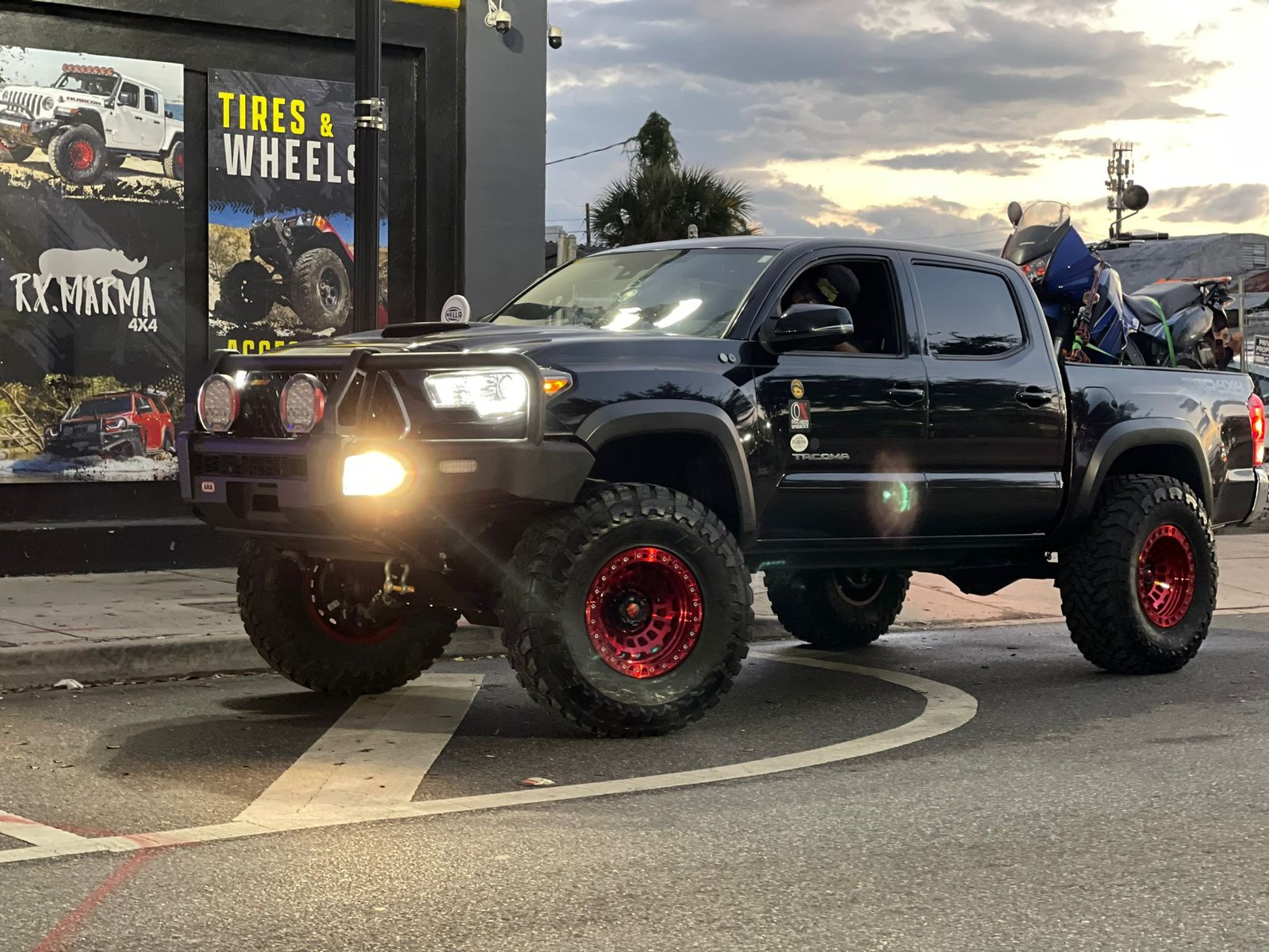 ROUGH COUNTRY 6 Inch Lift Kit Toyota 2WD/4WD (20162023) Rx